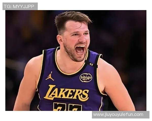 本赛季场均得分前十榜单东契奇领衔马克西紧随其后六人得分超三十 本赛季场均得分前十榜单东契奇领衔马克西紧随其后六人得分超三十