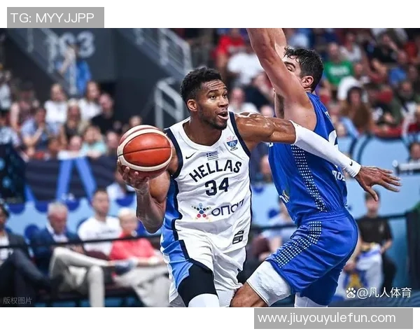 字母哥首节火力全开11分3板4助与米切尔对抗14分2助精彩对决