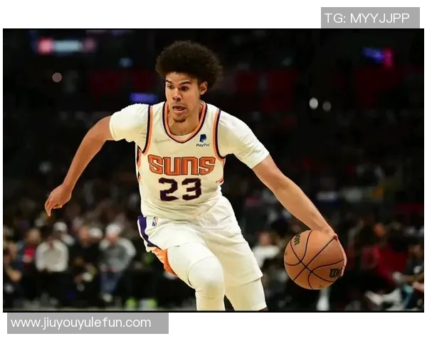 卡梅隆约翰逊首节三分球失准仅得1分2板2助状态堪忧