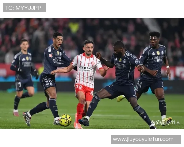 吕迪格引发多队争抢巴黎蓝军加拉塔萨雷沙特球队均在追逐中