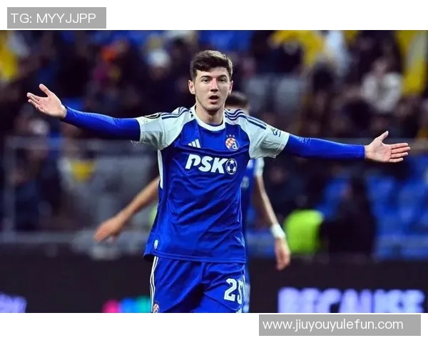 斯基拉报道18岁中场派斯冬窗有望重返切尔西离开斯特拉斯堡